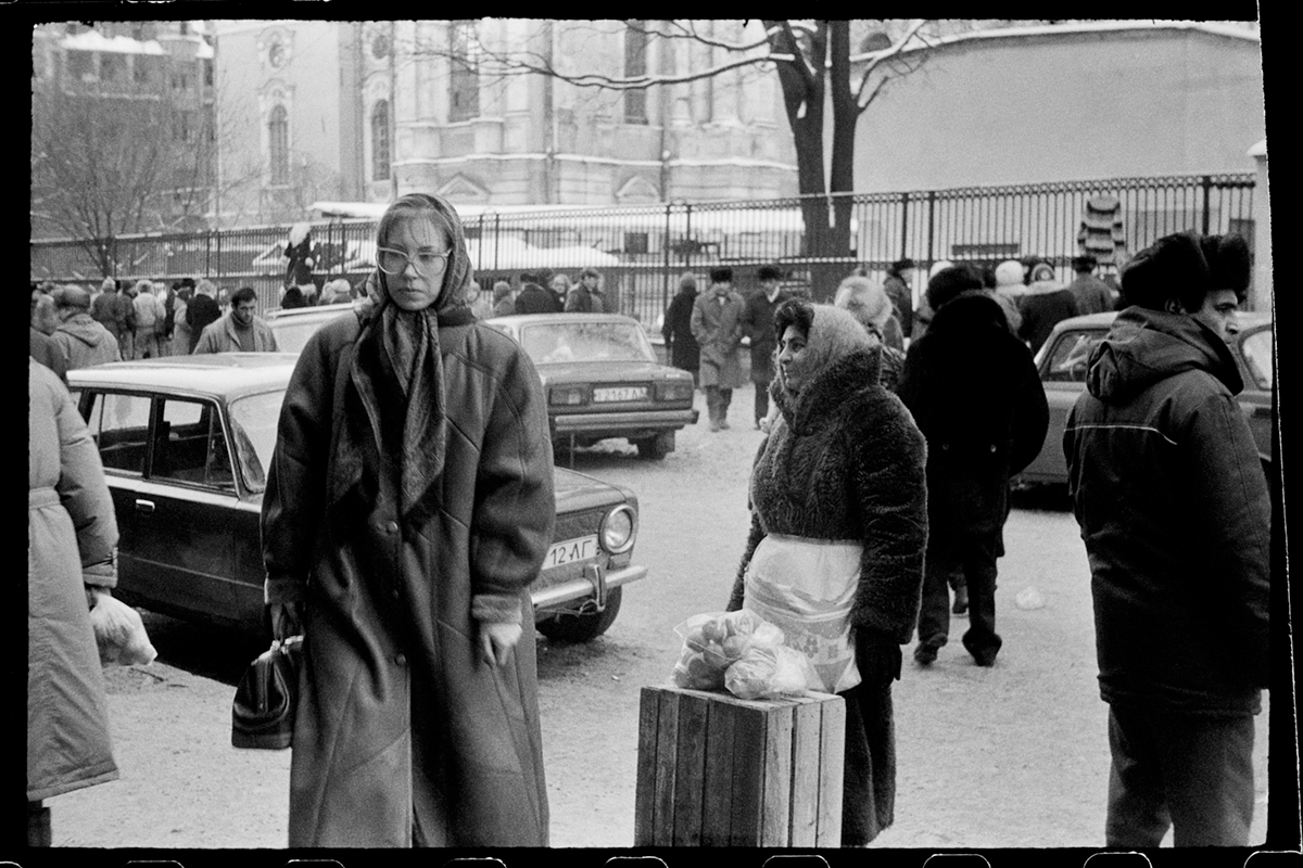 April, Leningrad, 1991 © Mascha Iwaschinzowa