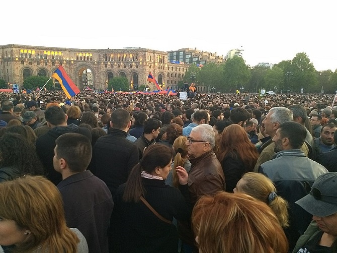 Die jüngsten Proteste in Armenien – ein Zeichen für das Näherrücken unabwendbarer Veränderungen? / Foto © RaffiKoijan/Wikipedia unter CC BY-SA 3.0