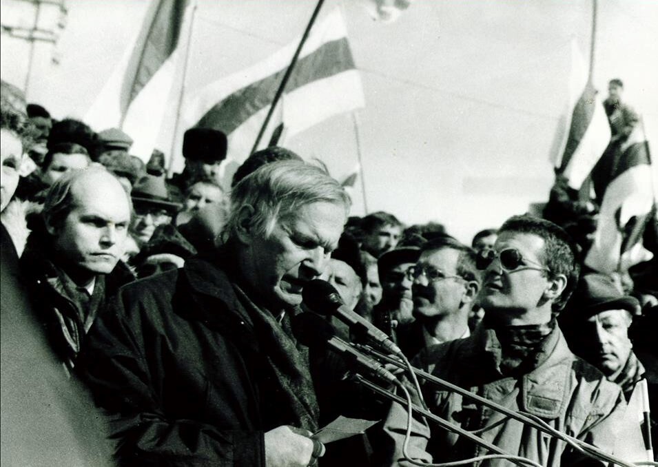 Wassil Bykau bei einer Demonstration in Minsk, 24. März 1996 / Foto © Georgy Likhtarovich