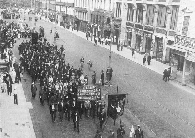 Demonstranten in Petrograd im Juli 1917 / Foto © Wikipedia/gemeinfrei