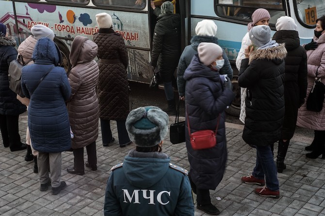 Evakuierung aus der DNR / Foto © Denis Grigorjuk, Kommersant
