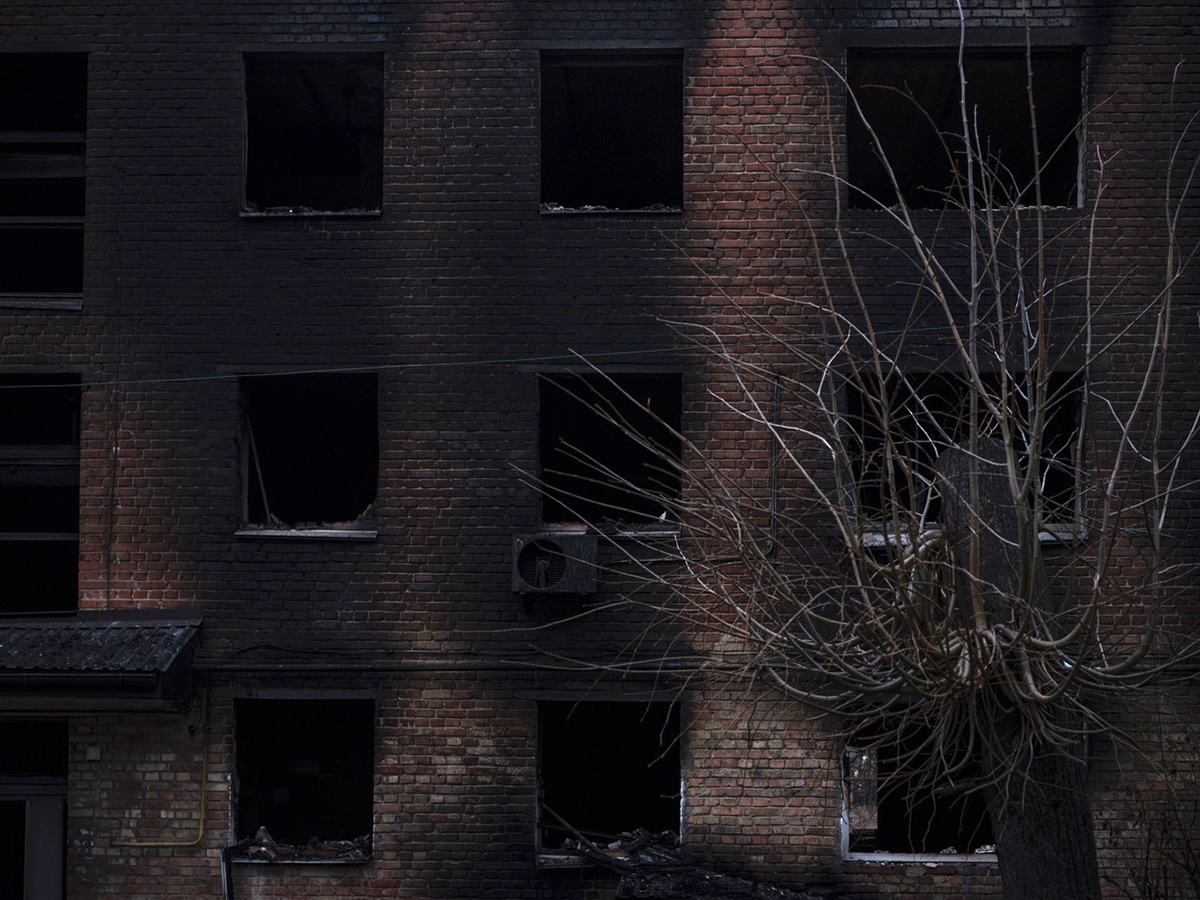 Zerstörtes Wohnhaus in Wassylkiw, südlich von Kyjiw, 8. März 2022 © Mila Teshaieva/Ostkreuz für dekoder