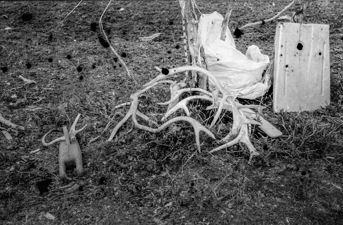 Rentiergeweihe kommen bei der Verzierung von Kleidung und sogar für Details der Rentier-Geschirre zum Einsatz / Foto © Igor Tereschkow