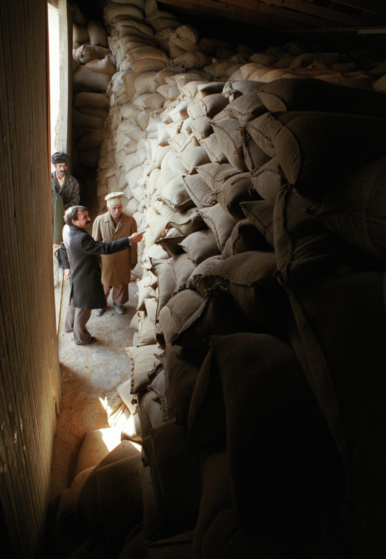 Sowjetisches Getreide für die afghanische Bevölkerung, 06.03.1989 / Foto © Andrej Solomonow/Sputnik