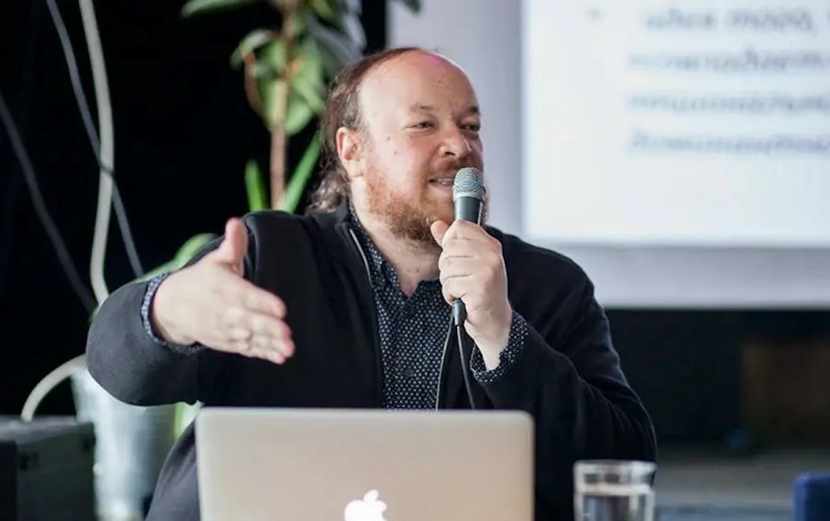 Der Historiker Alexey Bratochkin bei einem Vortrag / Foto © privat