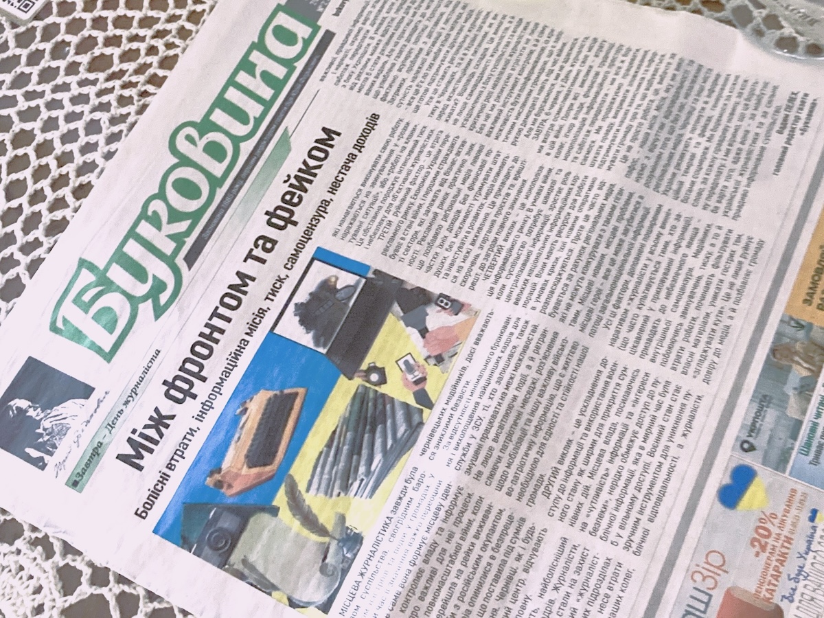 Titelseite der Lokalzeitung Bukowyna in Tscherniwzi vom 5. Juni 2025 / Foto © Peggy Lohse/dekoder