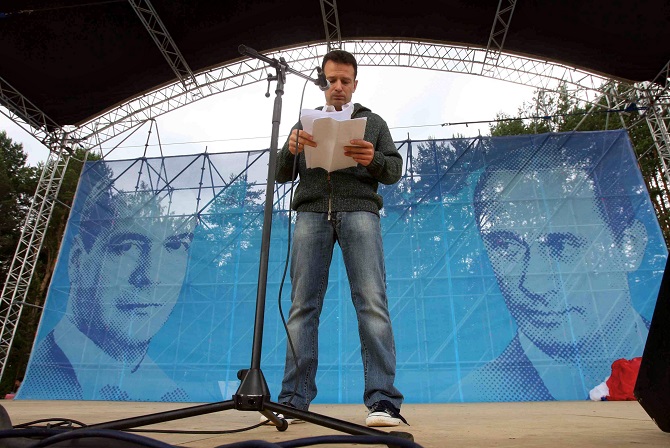 Foto © Alexej Kudenko / Komersant. Der Leiter der Föderalen Agentur für Jugendangelegenheiten (Rosmolodjosh) Wassili Jakemenko während der Durchführung des allrussischen Forums „Seliger 2009“ in der Region Twer