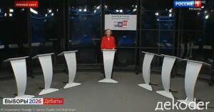 „Die Kandidaten sind nicht im Studio erschienen. Deshalb verabschiede ich mich.“ Debatten und Duelle zur Dumawahl finden 2026 kaum statt, der Kreml setzt auf Wahldemobilisierung. Foto / Screenshot © Propagandakanal Rossija 1